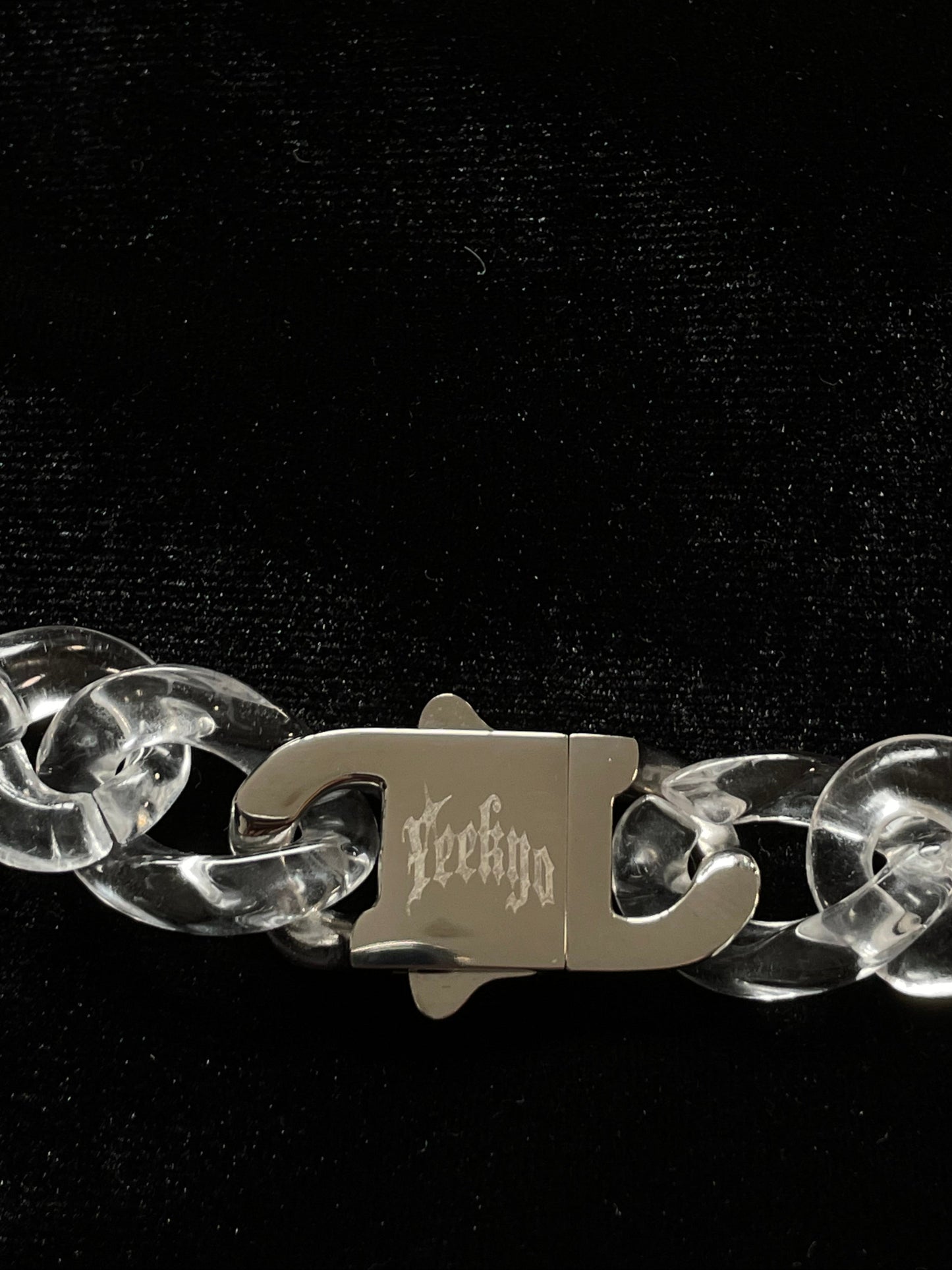 CUPID CLEAR NECKLACE