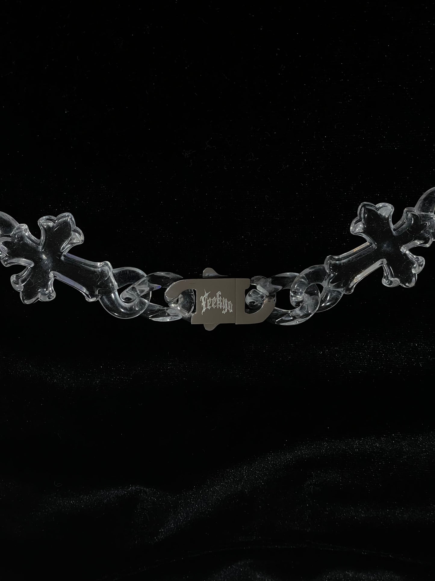 UPSIDE-DOWN CROSS CLEAR NECKLACE