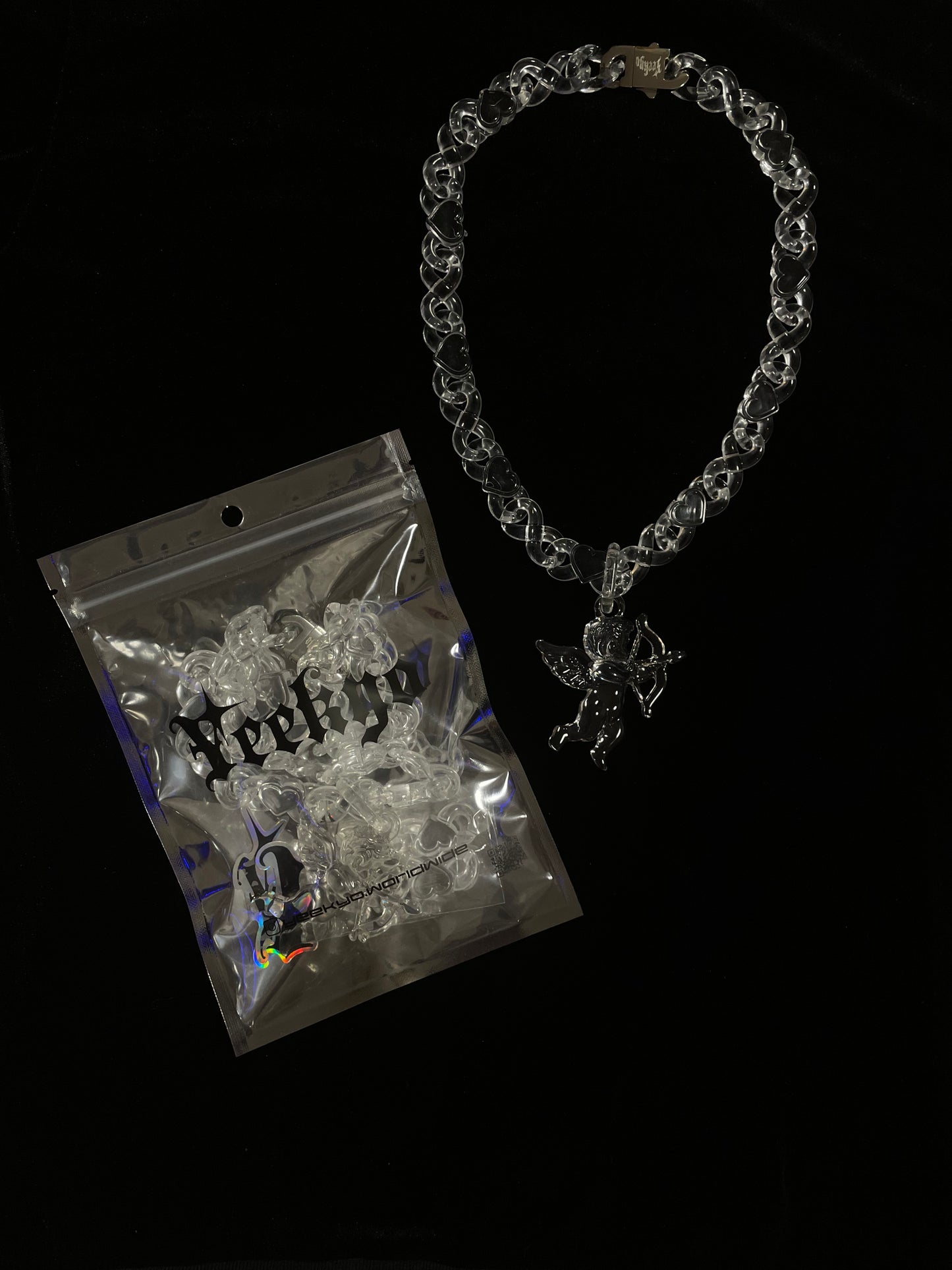 CUPID CLEAR NECKLACE