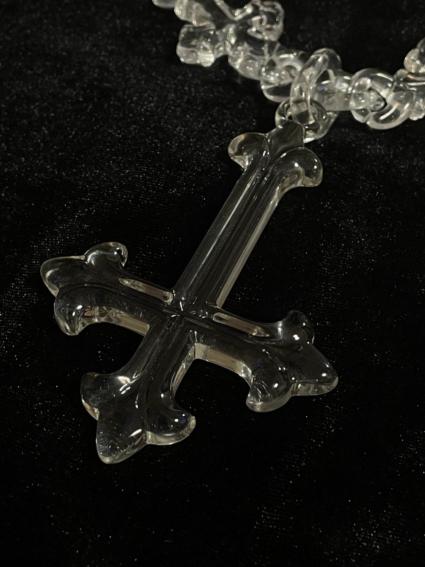 UPSIDE-DOWN CROSS CLEAR NECKLACE